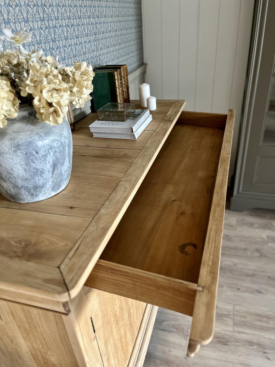 Buffet en orme - 2 portes et 1 tiroir