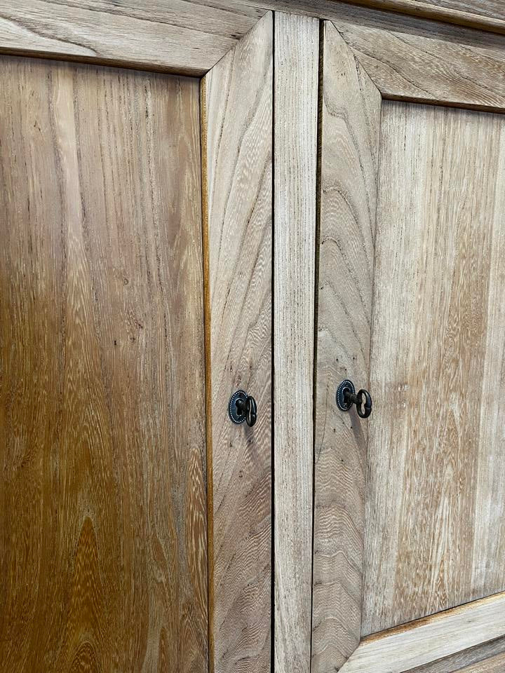 Buffet en orme - 2 portes et 1 tiroir