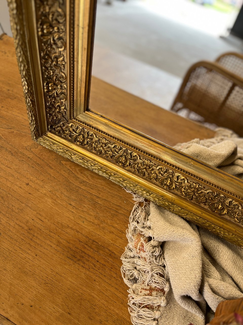 Grand miroir ancien doré