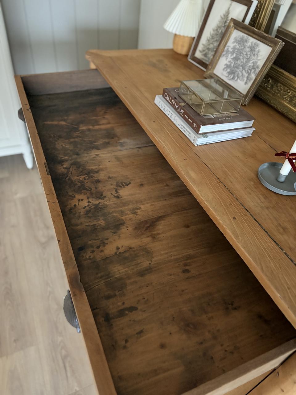 Buffet 2 portes en merisier massif