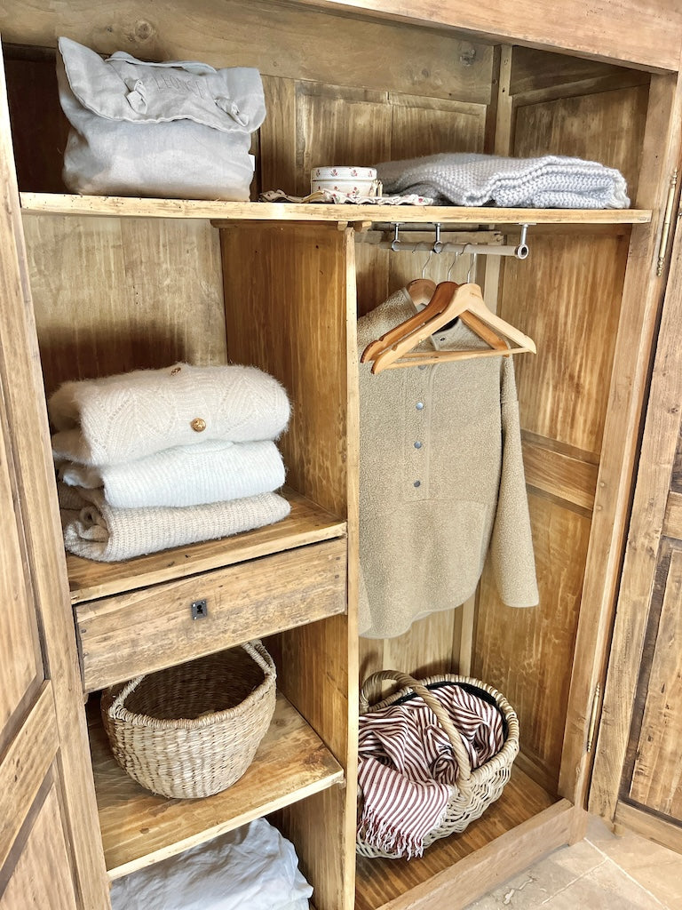 Armoire en bois