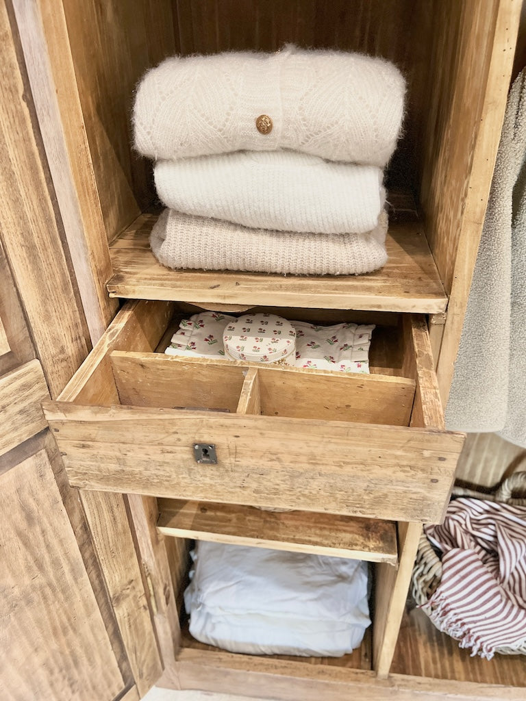 Armoire en bois