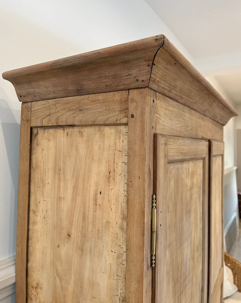 Armoire en bois