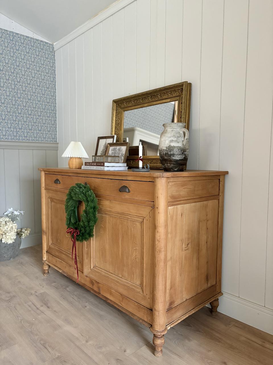 Buffet 2 portes en merisier massif