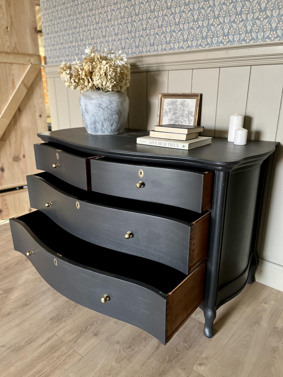 Commode galbée - 4 tiroirs