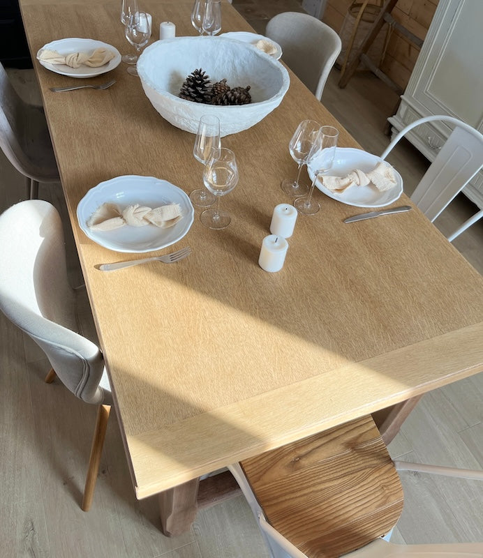 Grande table en bois 6/8 personnes