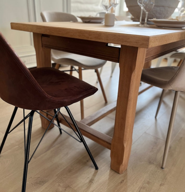 Grande table en bois 6/8 personnes
