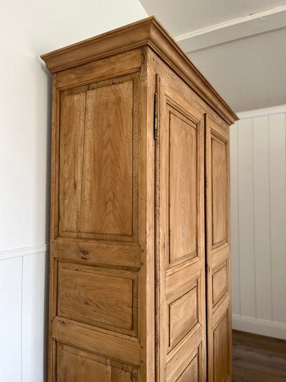 Armoire/penderie en orme