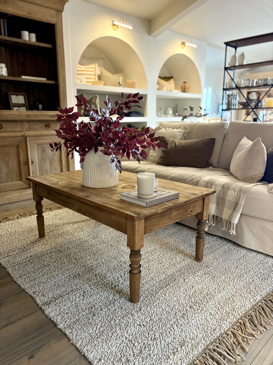 Table basse en pin