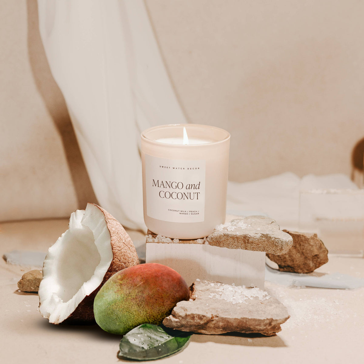 Bougie de soja Mango and Coconut, pot mat - 70h