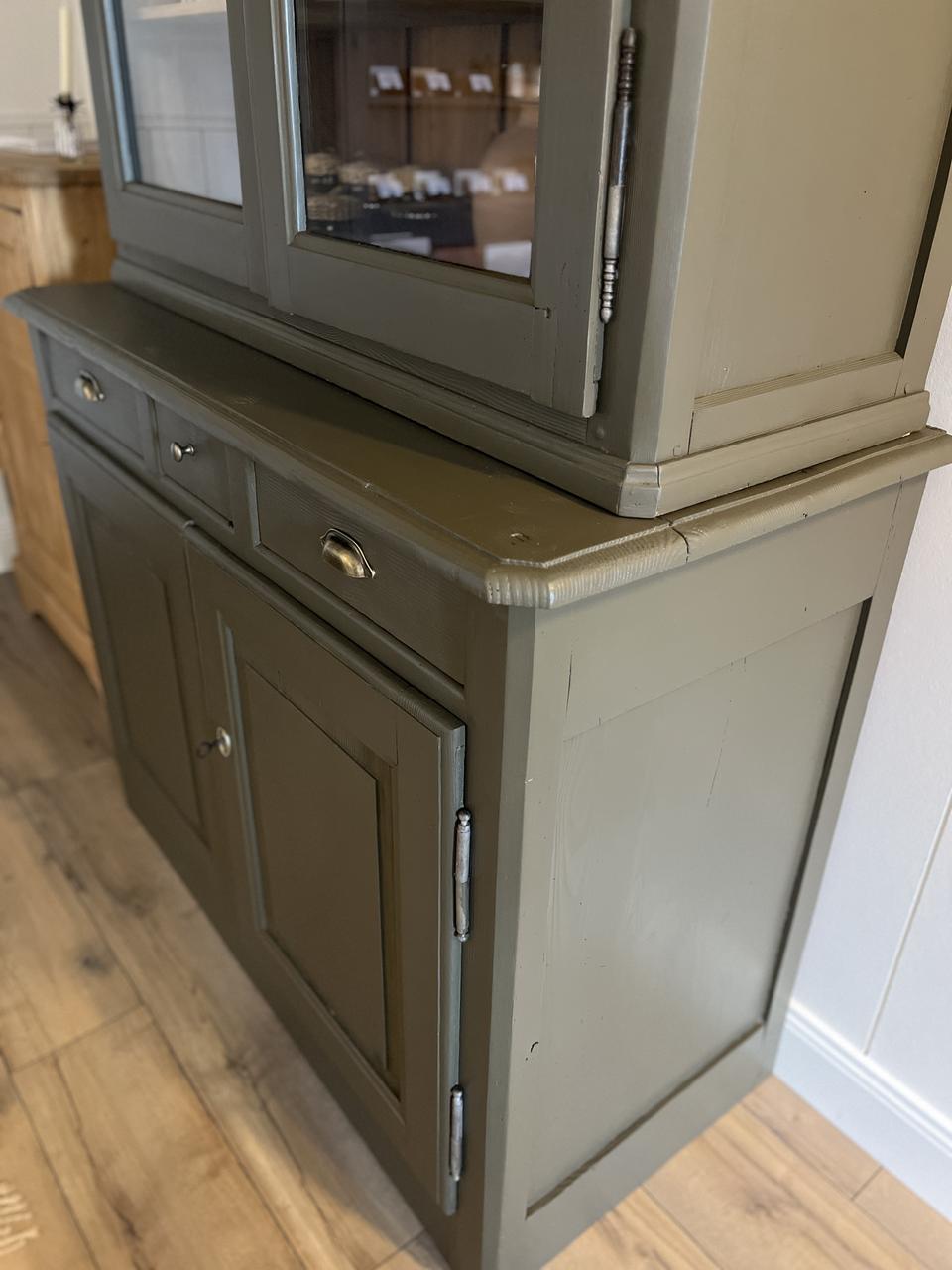 Buffet 2 corps vitré ancien en pin – pièce unique