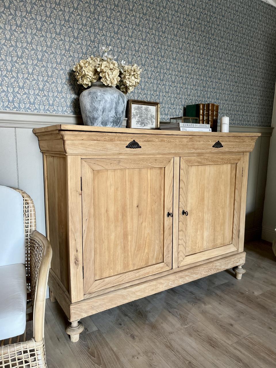Buffet en orme - 2 portes et 1 tiroir