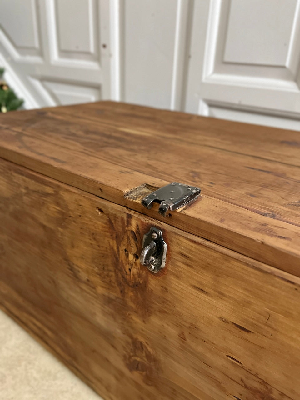 Coffre en bois