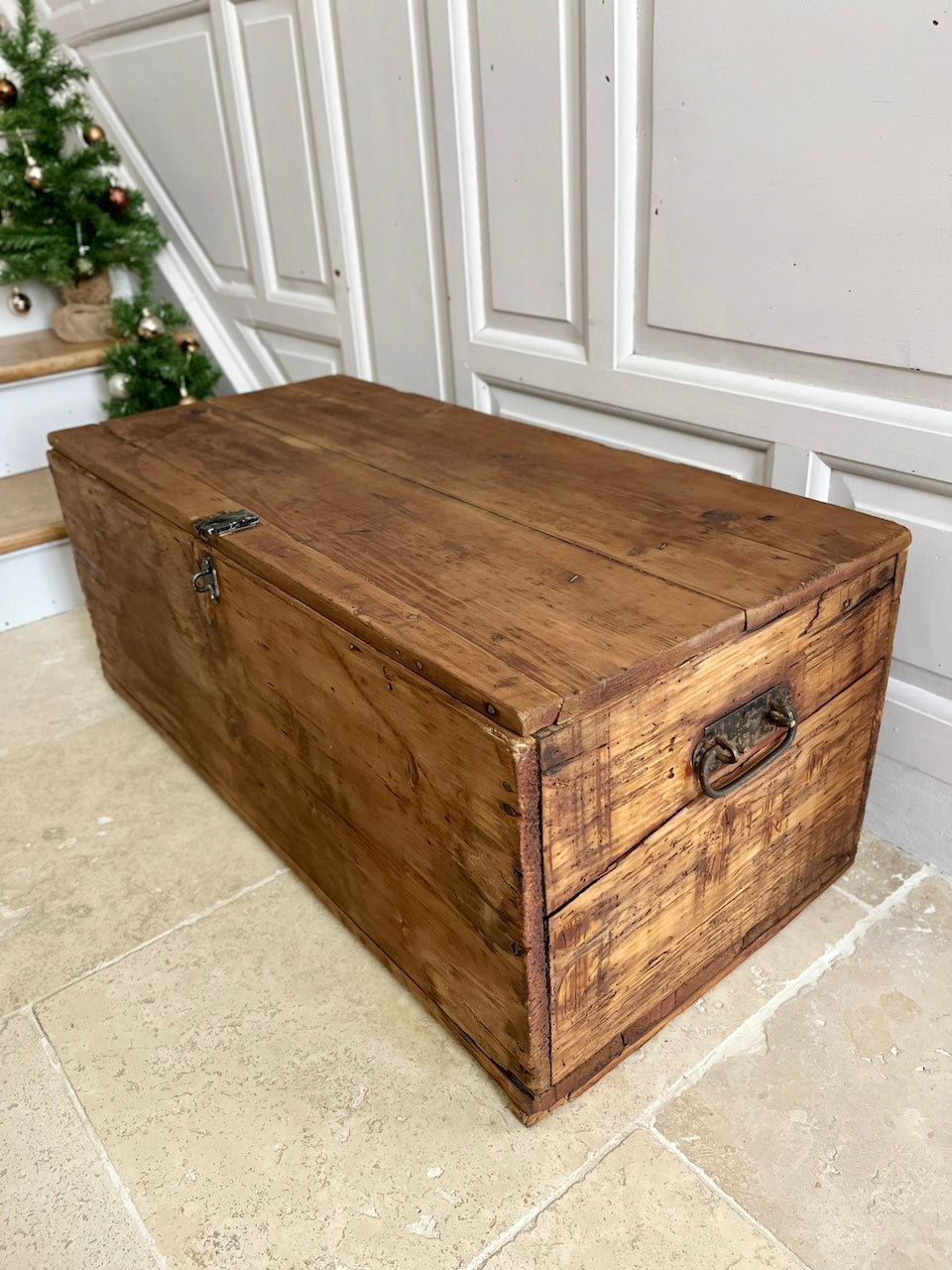 Coffre en bois