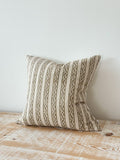 Coussin Ivy imprimé rayure olive - 45x45cm