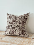 Coussin Ivy imprimé marron foncé - 45x45cm