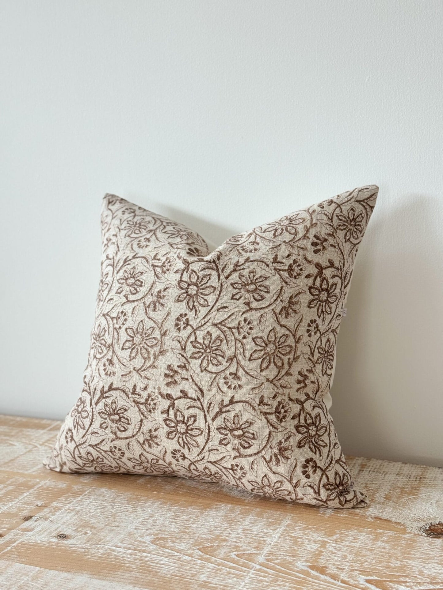 Coussin Ivy imprimé marron - 45x45cm