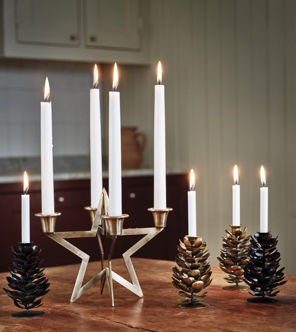 Chandelier pomme de pin - brun antique