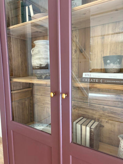 Vitrine 2 portes en bois massif - Bordeaux