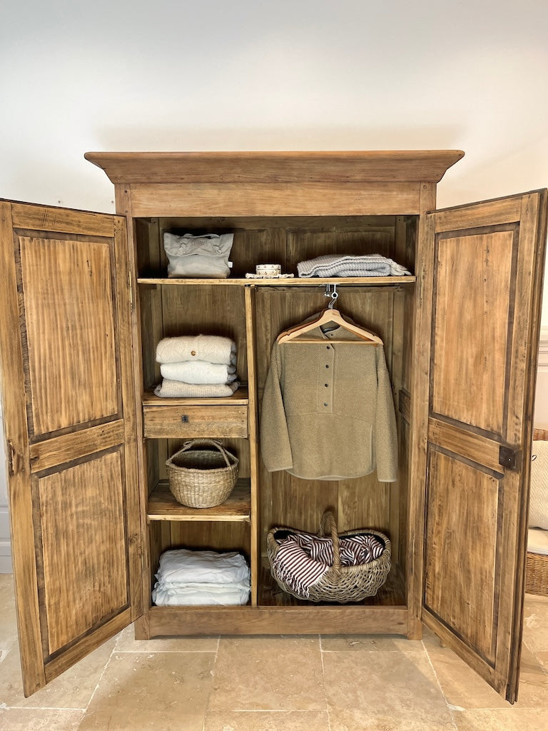 Armoire en bois