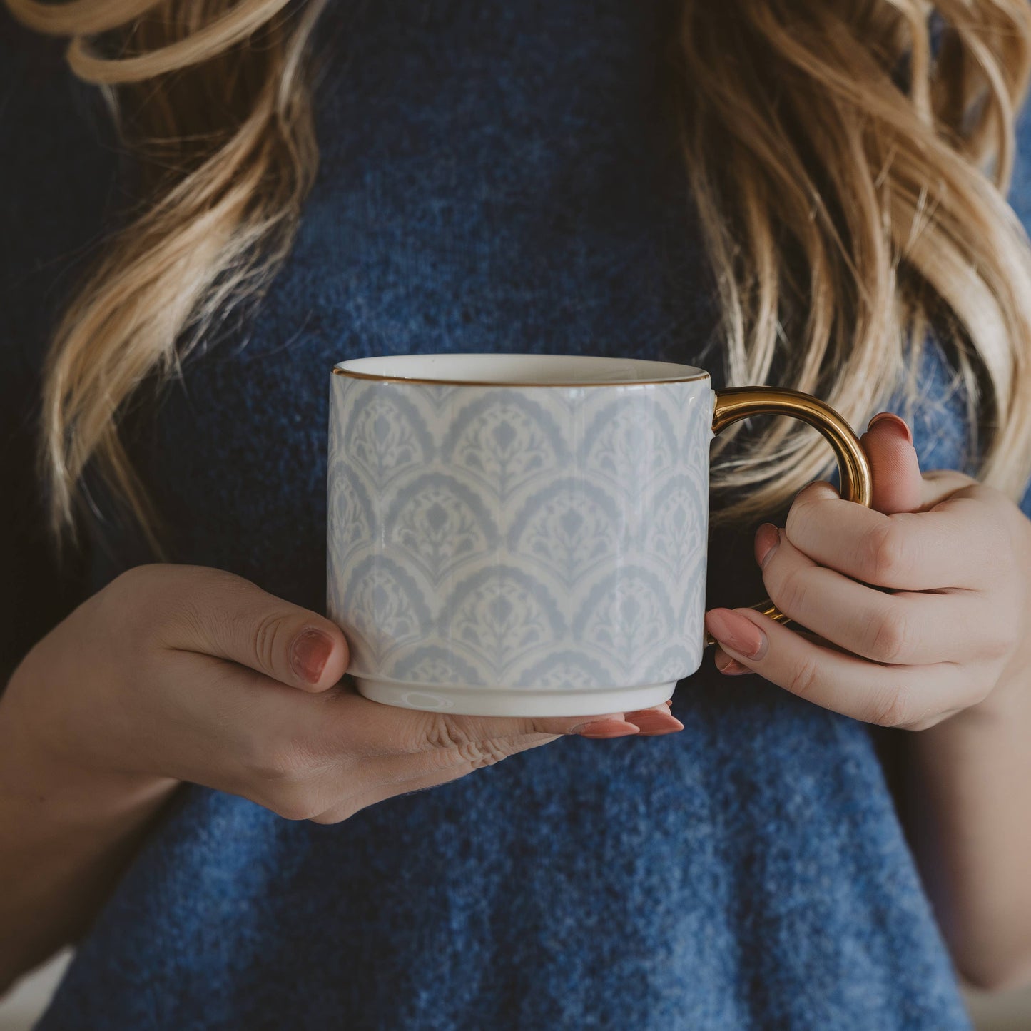 Tasse à café à motif Bleu et poignée dorée
