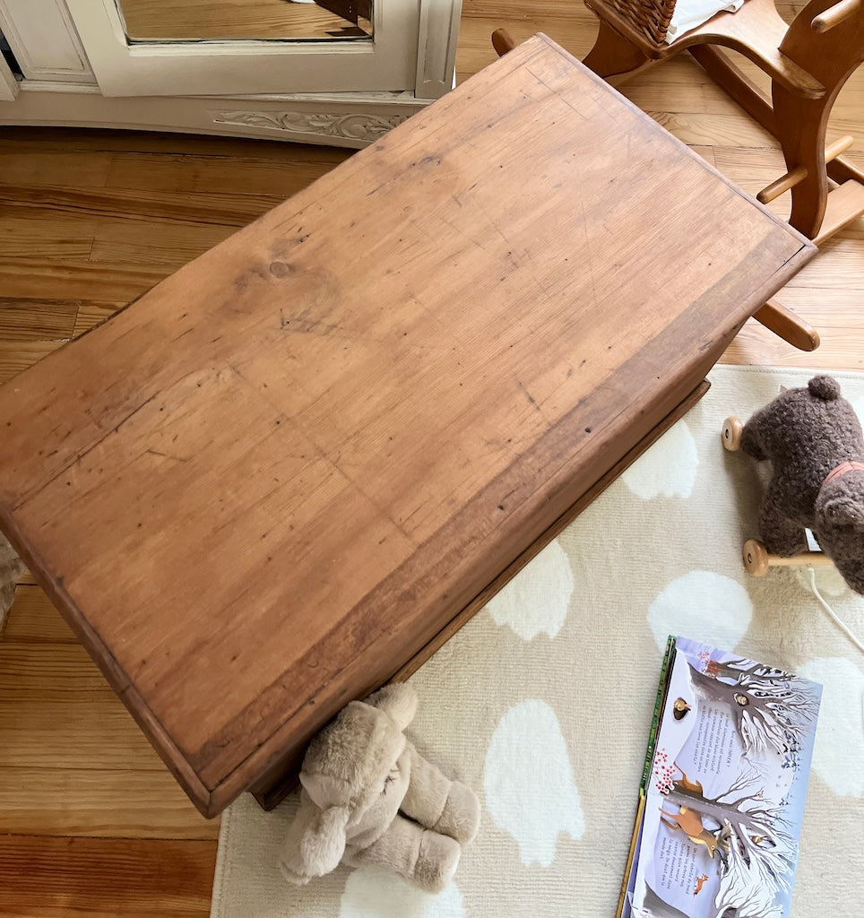 Coffre en bois ancien