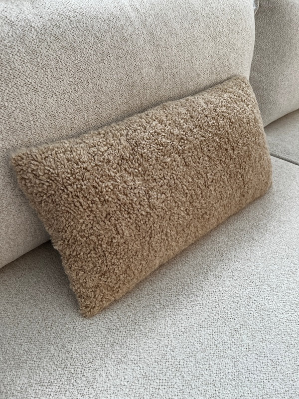 Coussin sherpa beige