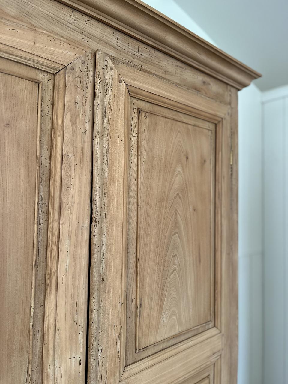 Armoire/penderie en orme