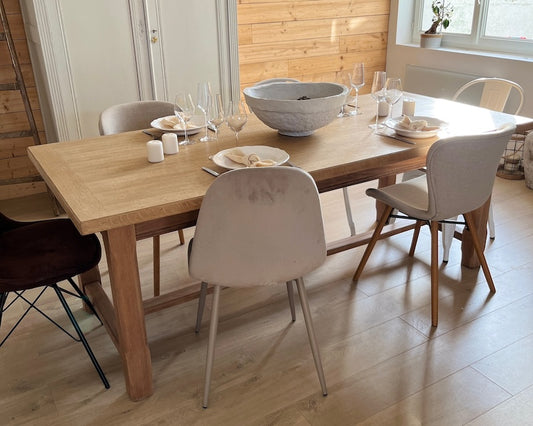 Grande table en bois 6/8 personnes