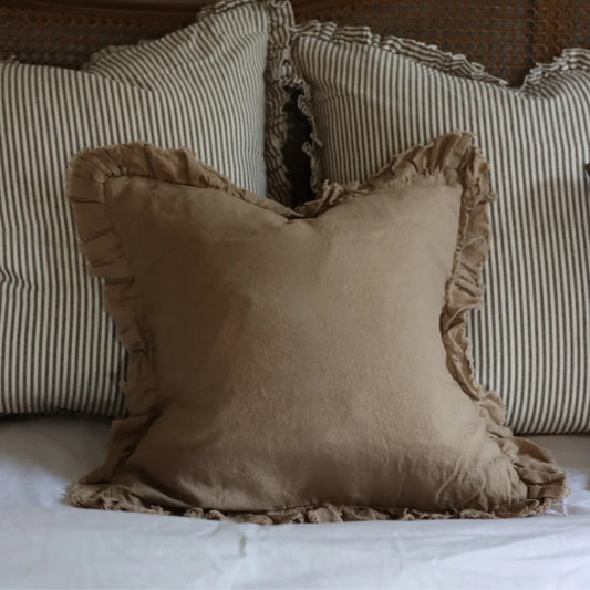 Housse de coussin en lin à volants  - brun café 45x45cm