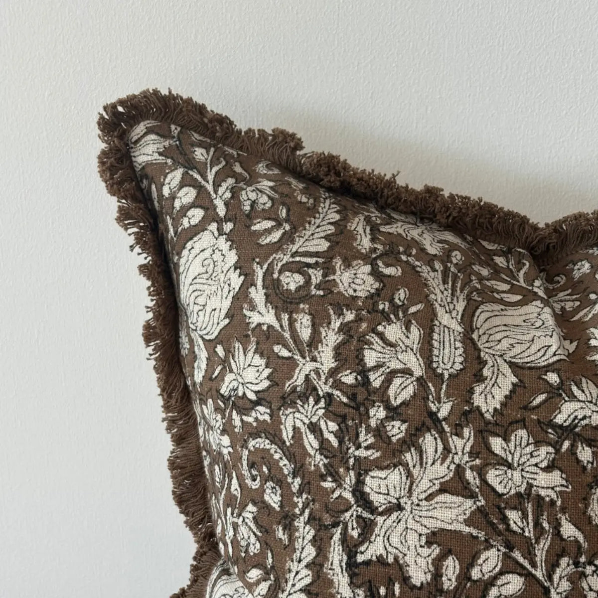 Housse de coussin Sadie marron - 45x45 cm