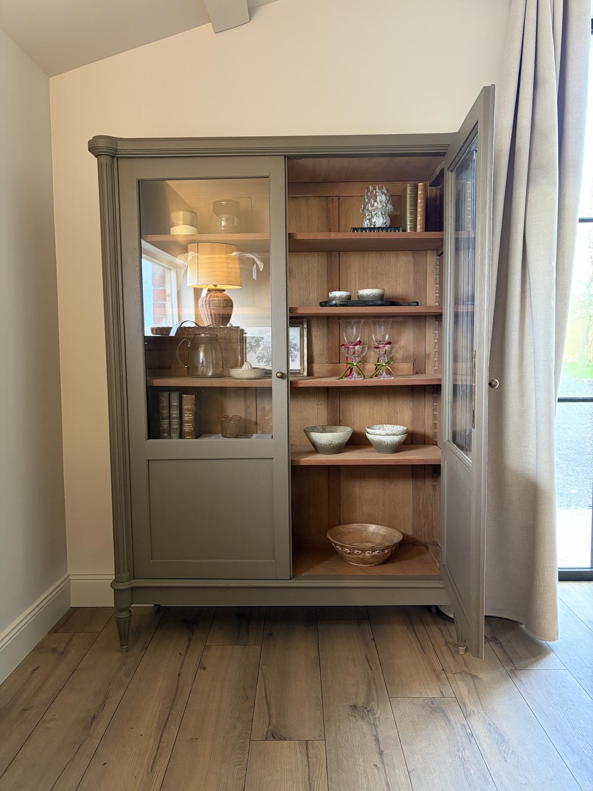 IMAGEb64782af251f470400fbfbc1964fee08